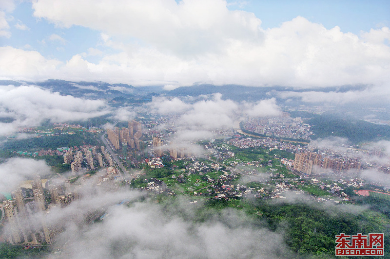 永春：云雾缭绕似仙境