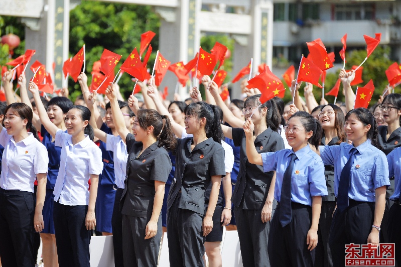 《我和我的祖国》唱响尤溪