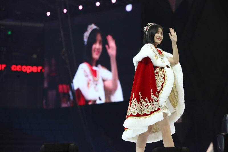 四千年美女鞠婧祎宣布单飞 成立个人工作室