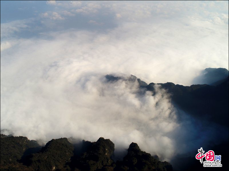 隆冬时节 峨眉山少有的定制版写意中国画