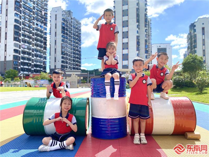 萌翻了！三明泰寧這家幼兒園畢業照超讚！