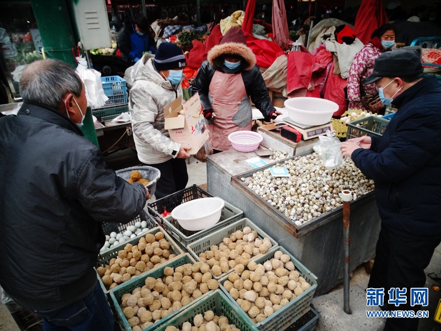 河南开封：买年货 过大年