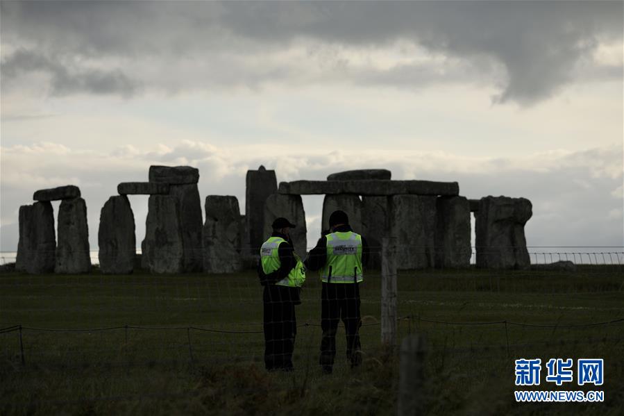 巨石陣附近發現環形地下豎井