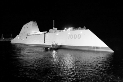 美海军接收最贵隐形驱逐舰 将全部部署亚太地区