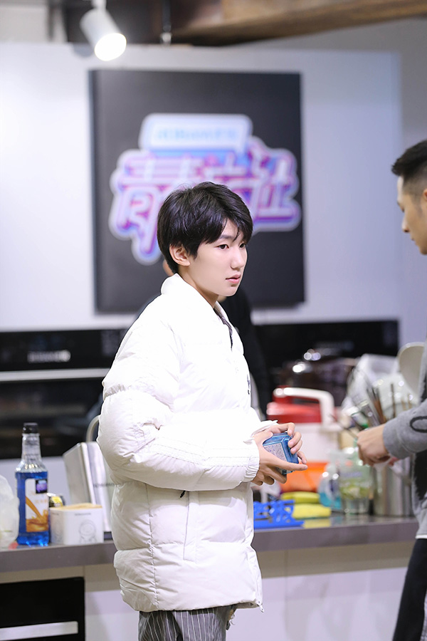 圖片默認標題_fororder_王源