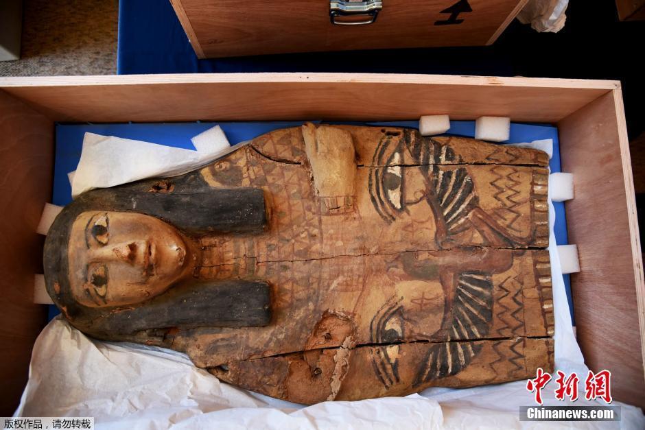 以色列向埃及归还彩色石棺盖 为公元前古物