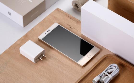 锤子坚果Pro获美国芝加哥Good Design Awards优良设计奖