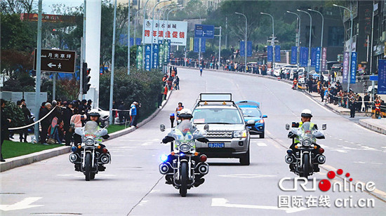 已过审【区县联动】云阳警方确保天生云阳半程马拉松赛顺利进行【区县联动 列表】云阳警方确保天生云阳半程马拉松赛进行