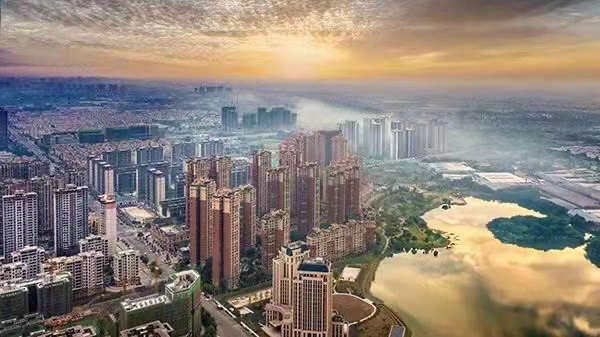 2021年成都彭州GDP突破600亿元 增长11.2%_fororder_彭州城市风貌-供图-彭州市委宣传部