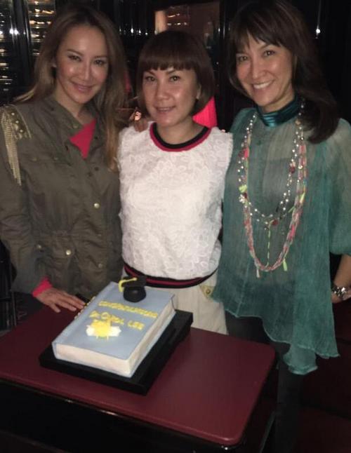 李玟三姐妹聚会照曝光 网友：全家都好厉害