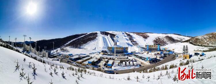目前,云顶滑雪公园的各个场馆,赛道及配套服务已经准备就绪
