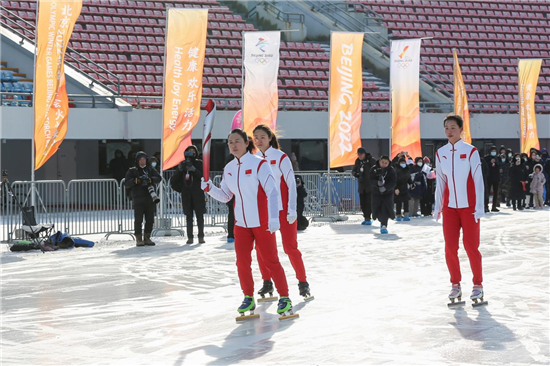 北京2022年冬奧會火炬展示活動（延邊站）在延吉舉行_fororder_1