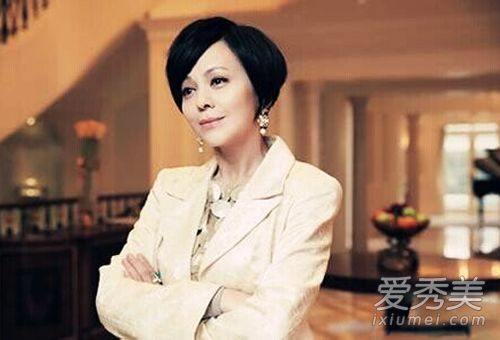 王琳与前夫为什么离婚 王琳老公是谁个人资料背景照片