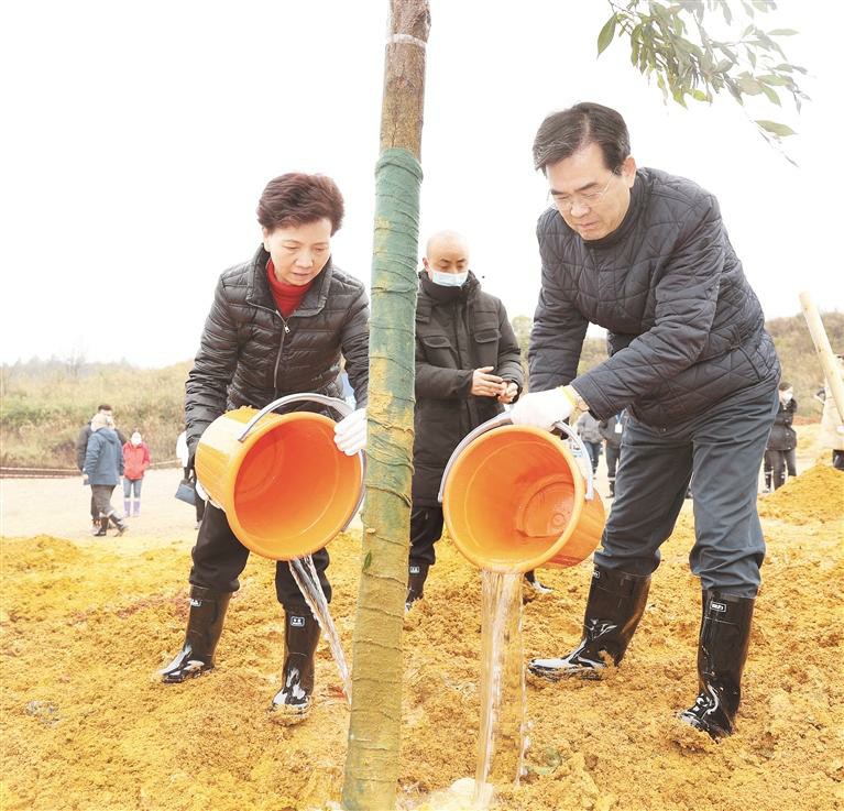 （頭條）2022年貴州省義務植樹活動舉行 全力打造生態文明建設先行區_fororder_4aedbc40-bcae-4530-a205-0df0b7ab232d