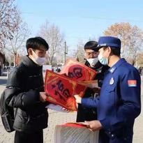 裕华 | 安全带回家 祥和过大年 消防人员开展春节前消防宣传