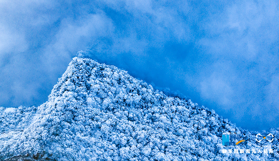 重庆金佛山的雪，气势磅礴！