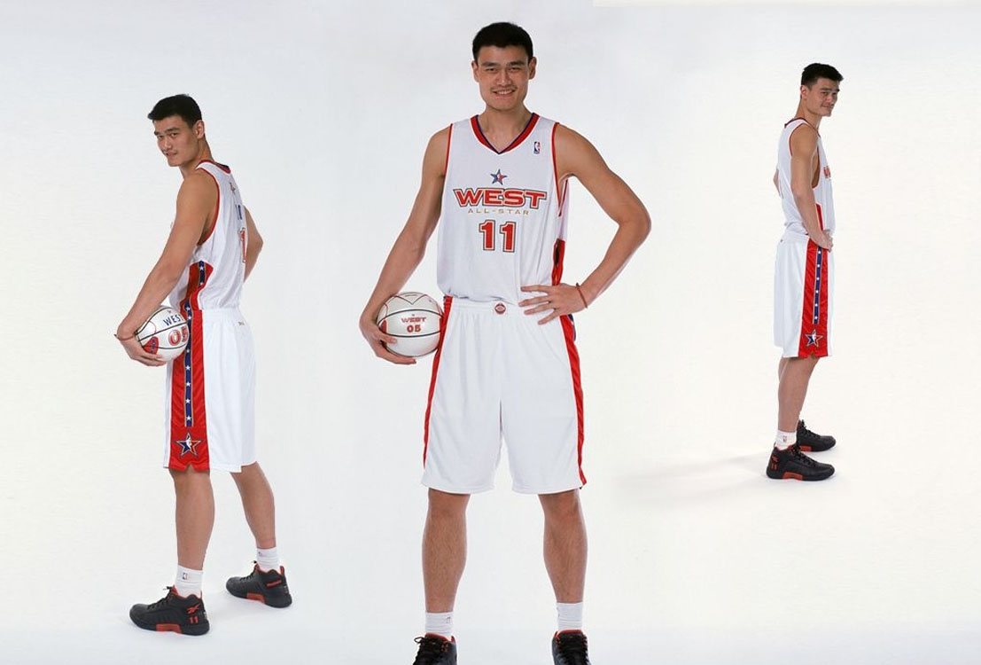 巨人的竞技:姚明成就无人及 穆铁柱单场80分 巨人的竞技:姚明成就无人及 穆铁柱单场80分