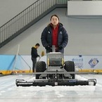 张芷源：冰壶制冰师的冬奥梦