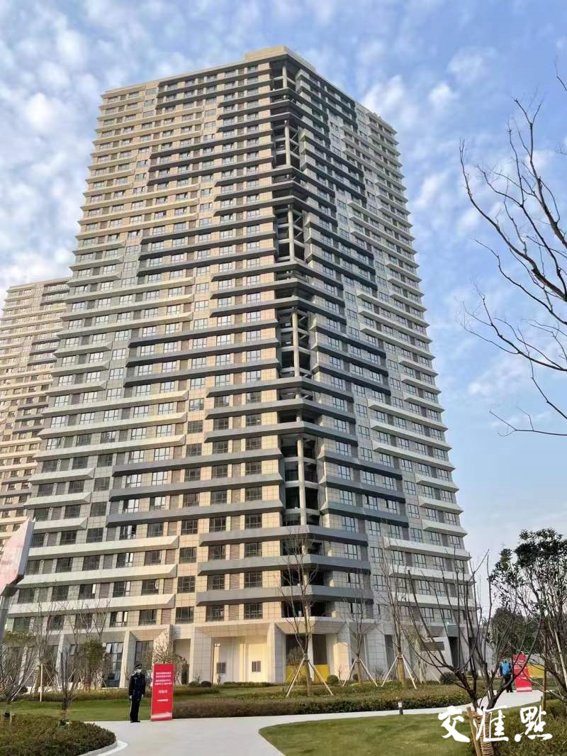 新局2021·向兩會報告丨民生答卷暖人心，托起“穩穩的幸福”