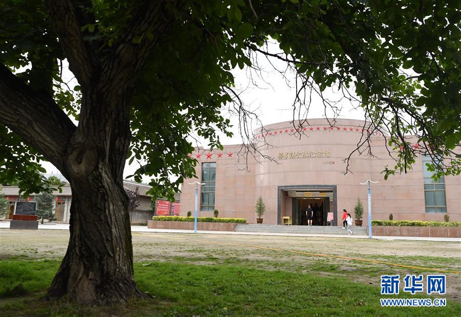 甘肃多地迎来红色旅游热