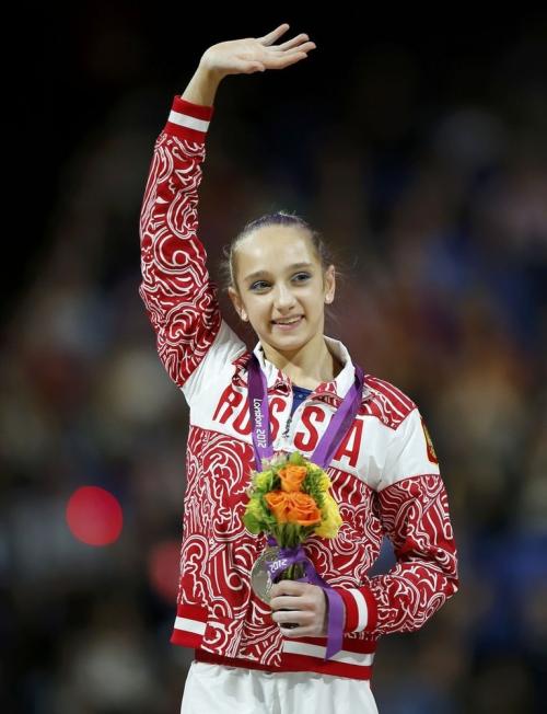 步程菲后尘？又一体操女神发福身材走样