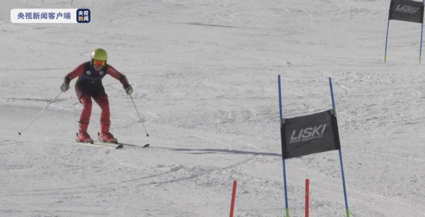 童心描绘奥运 伊朗冰雪健儿出征北京冬奥