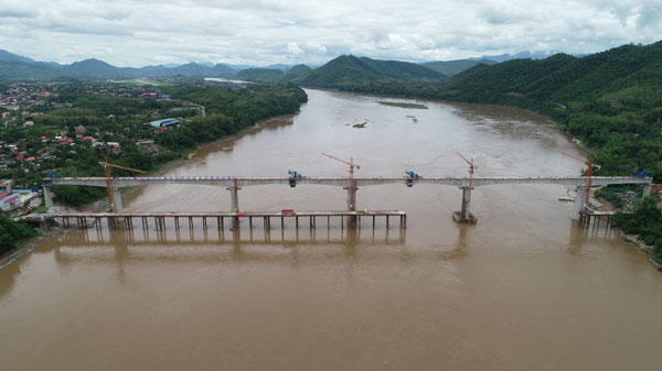 Luang Prabang Railway Bridge, matagumpay na pinag-isa
