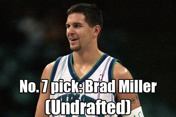 98年选秀重排:他胜真理卡特 牛人让詹皇提鞋 98年选秀重排:他胜真理卡特 牛人让詹皇提鞋