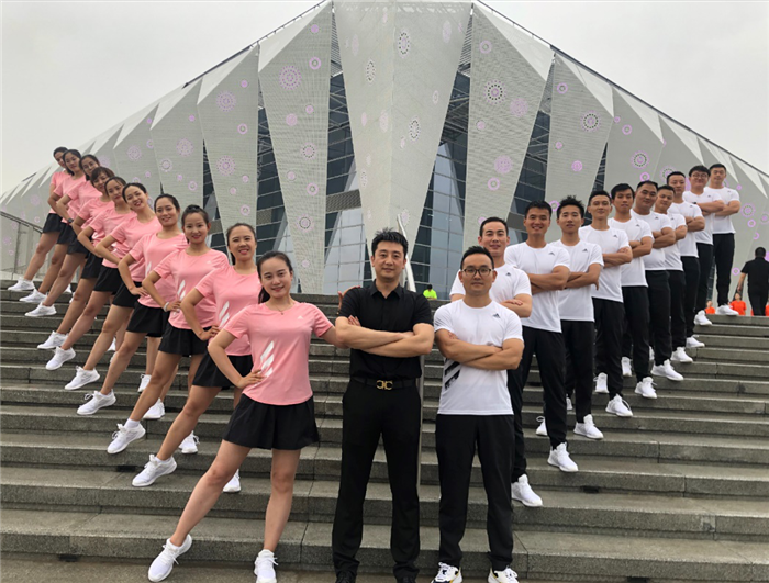 浐灞代表隊亮相西安市首屆“全民健身日”第九套廣播體操比賽 躋身前三甲