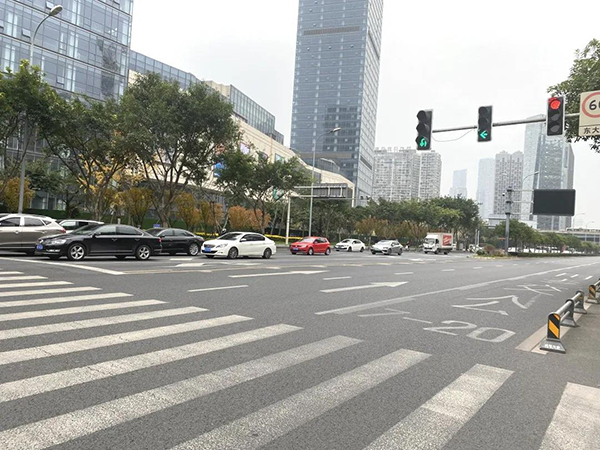 成都60条道路完成整治提升 城市道路拥堵路口“微整治”完成率100%！_fororder_东大路汇泉南路口整治后-供图--成都市城管委