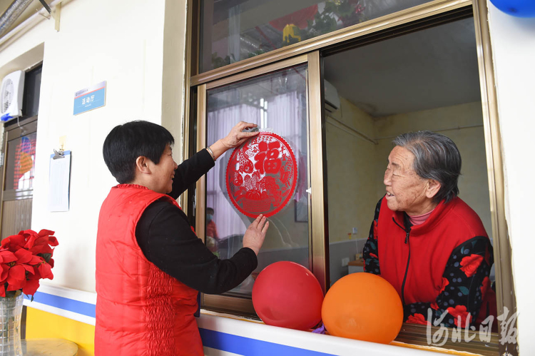 河北南和：养老院里迎新年