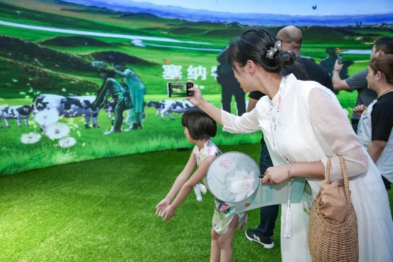 2019 CBME金领冠有机塞纳牧强势抢占人气C位