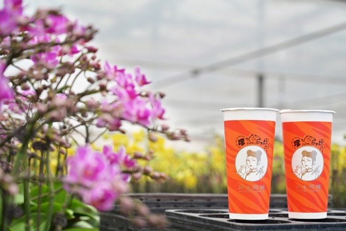 让梦想成为荣光 沪上阿姨鲜果茶为各行业青春追梦人送关爱