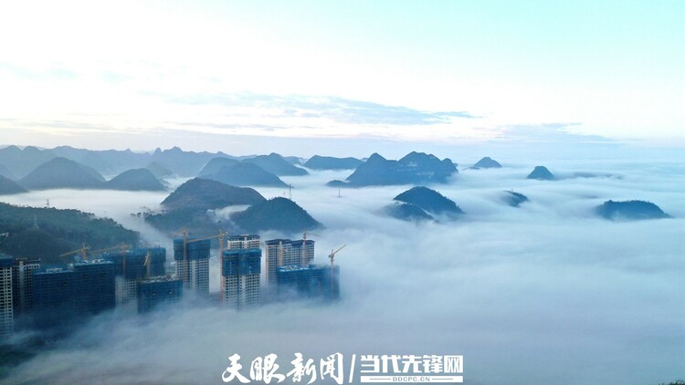 貴州安龍：雲海涌動美不勝收