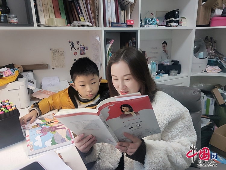（转载）自贡沿滩：把红廉的种子撒播在孩子心中