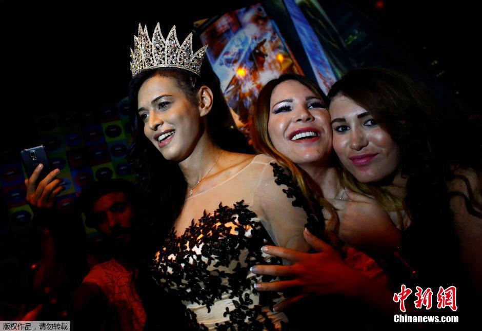 土耳其举行变性人大赛 参赛者同台争艳