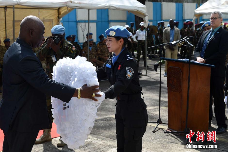 中国驻利比里亚防暴队参加“国际维和人员日”