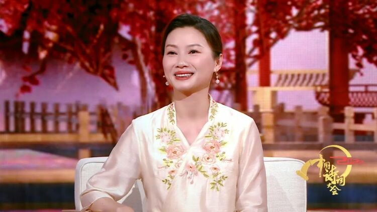 为时代传诗心 为人民奉诗情