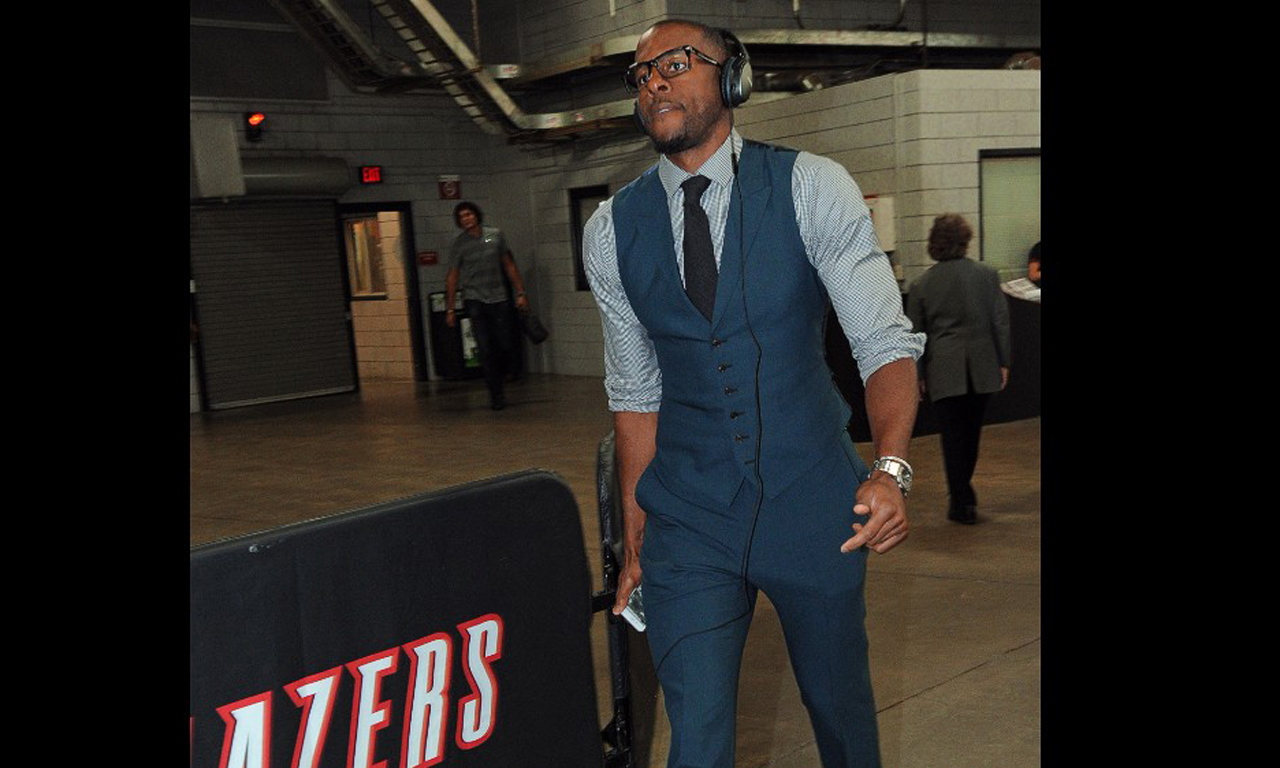 NBA时装秀:雷霆二少领衔 库里波什西装秀