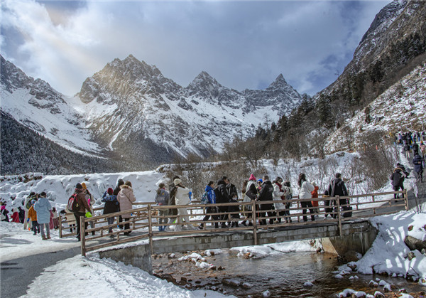 春节假期，理县旅游实现双增长！成为理想中的冬季旅游目的地！