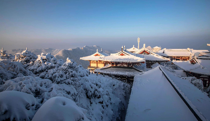 湖北随州大洪山：千山银装 万壑素裹