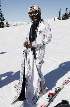 Al’ummar Ghana na sa rai ga nasarar dan wasan kasar daya tilo a wasannin Olympics na hunturu na Beijing_fororder_220208-Ghana-Faeza5