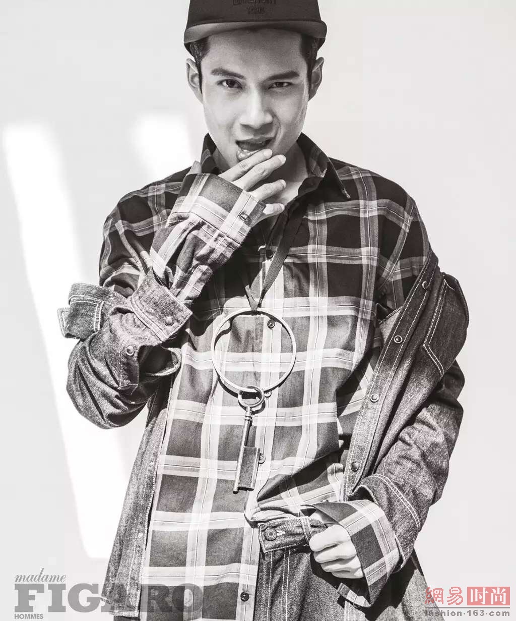 "仙剑新秀"韩东君登时尚杂志 雅痞魅力十足