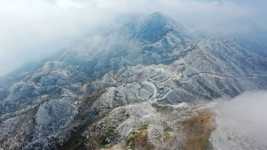 广西三江：侗乡雪景美如画