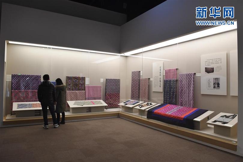 “四大名錦”薈聚錦官城 中國織錦文化展在成都博物館展出