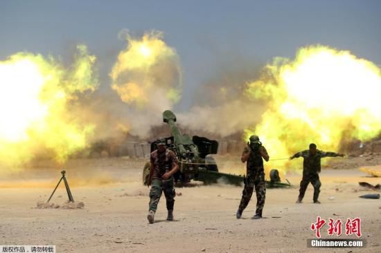外媒:美空袭支援下 伊军队攻入IS重镇南部