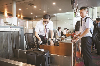 京滬航線推出電子行李牌 旅客可實時查詢行李狀態