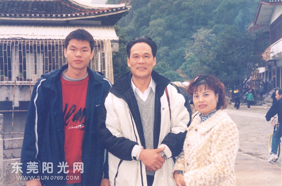 都认识吗?CBA球员儿时照片大派送 1将帝王梦