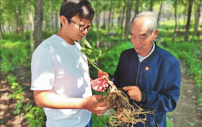 一心带着乡亲们富起来——记七台河市新兴区红旗镇红胜村老党员葛兰助