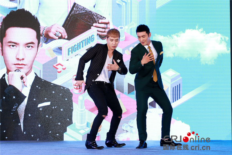 《加油!美少女》黃曉明勝利現場拼舞姿 羽泉反目互下戰書